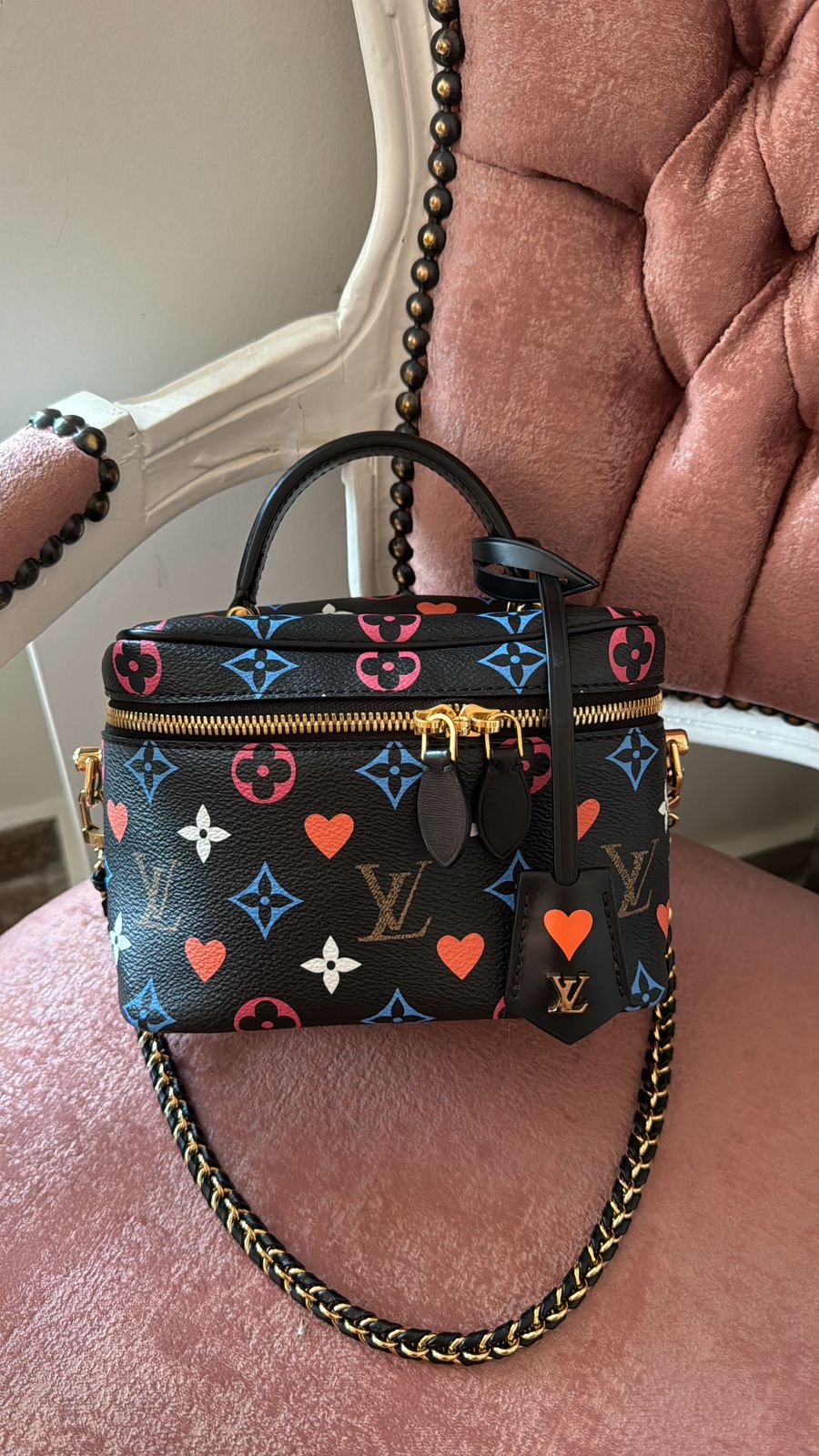 4928945d-17bb-4b6f-8139-93278f4d7104